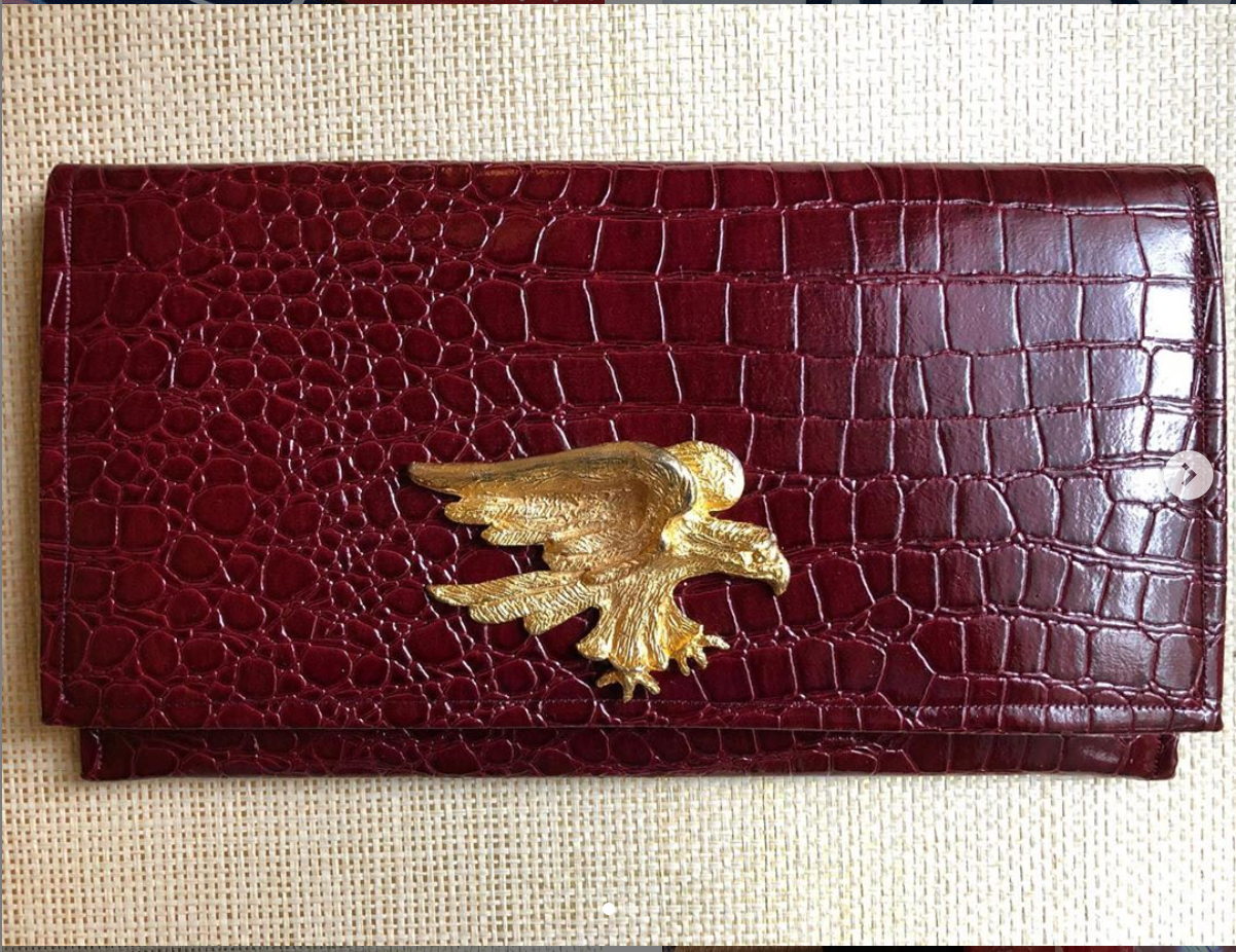 Meet the personalities behind each Garland Bag. Designer fabrics, stylish handcrafted clutches.