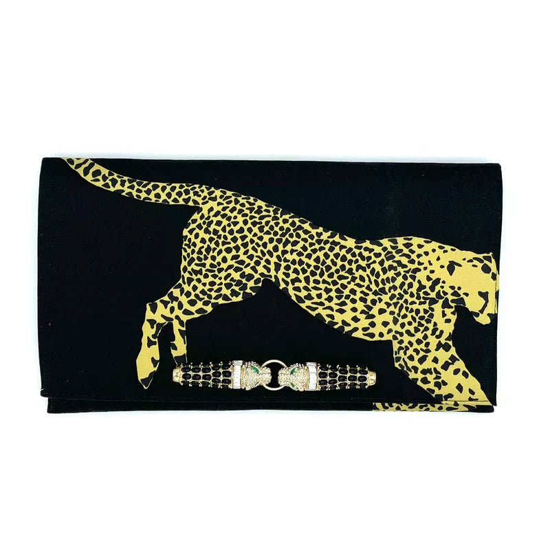 Meet the personalities behind each Garland Bag. Designer fabrics, stylish handcrafted clutches.