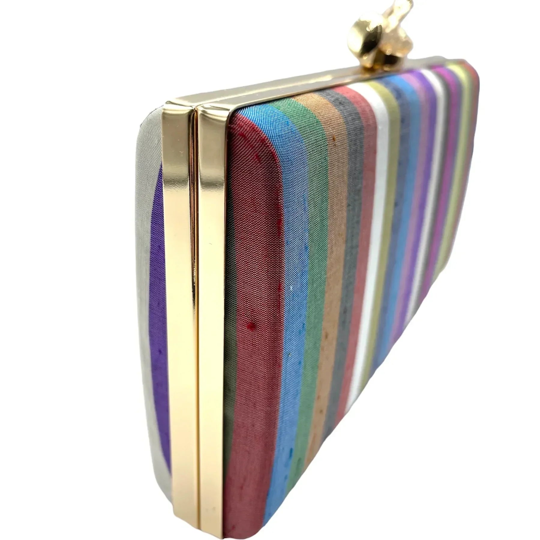 Meet the personalities behind each Garland Bag. Designer fabrics, stylish handcrafted clutches.