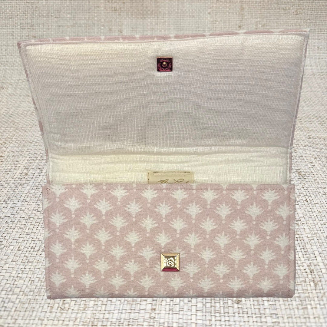 Summer Crossbody Clutch