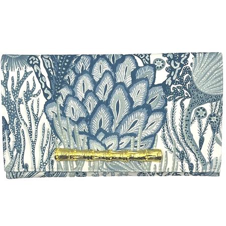 Meet the personalities behind each Garland Bag. Designer fabrics, stylish handcrafted clutches.