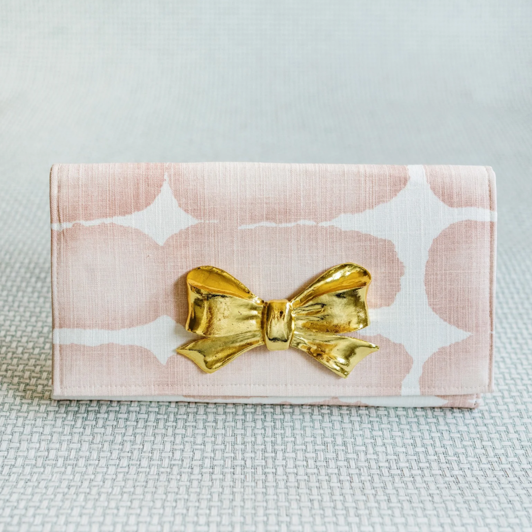 Amanda Clutch x A Well Dressed Home